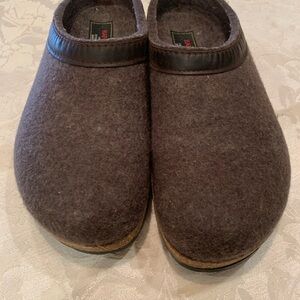 Haflinger Brown Wool Clogs